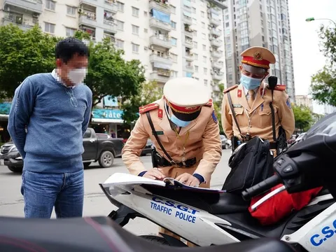 Đề xuất CSGT mặc thường phục để phát hiện vi phạm