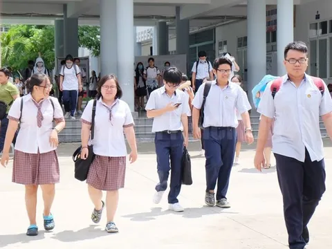 TP.HCM quyết định lùi giờ học của tất cả cấp học