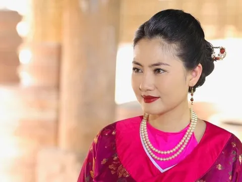 Một sao nữ Vbiz gặp sự cố ở mắt, vừa lên đoàn phim đã bị 'đuổi về'