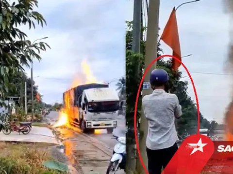 Xe tải bốc cháy ngùn ngụt, phát nổ, dân tình vẫn liều lĩnh áp sát quay clip... 'úp mạng'