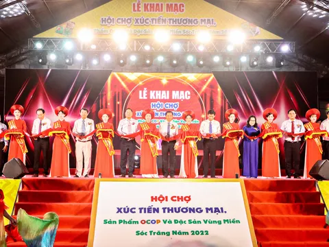 Khai mạc Hội chợ xúc tiến thương mại sản phẩm OCOP và đặc sản vùng miền - Sóc Trăng năm 2022
