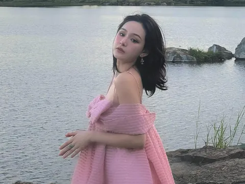 Rộ nghi vấn Hiền Hồ mang bầu, người trong cuộc chính thức lên tiếng
