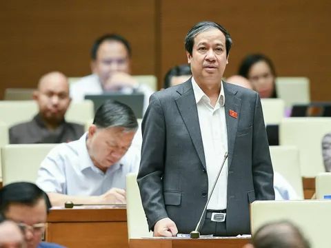 Bộ trưởng Nguyễn Kim Sơn: Tăng lương, phụ cấp cho giáo viên cần được thực hiện cấp bách