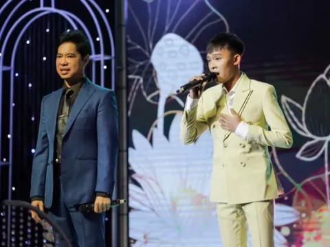 Danh ca Ngọc Sơn: 'Người nghe bolero là đẳng cấp cao, khán giả 'đập gương vỡ kính' xem Hồ Văn Cường hát'
