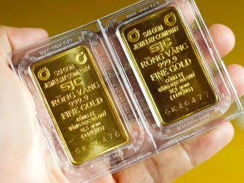 Giá vàng hôm nay 12/11: Giá vàng vọt tăng mạnh