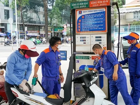 Bộ Công thương lấy ý kiến sửa đổi quy định kinh doanh xăng dầu