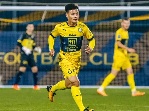 Pau FC để Quang Hải về tuyển Việt Nam, HLV Tholot nói ra sự thật buồn