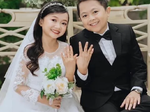 Cặp đôi tí hon ở Nghệ An có đám cưới siêu đáng yêu, netizen: 'Nhiều người bình thường chỉ ước được vậy'