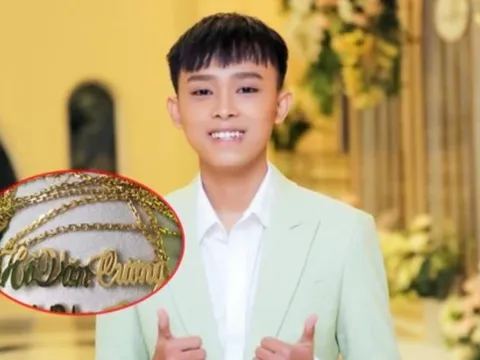 Hơn cả sao hạng A, Hồ Văn Cường nhận 'mưa vàng' từ fan, sương sương cũng vài trăm triệu đồng