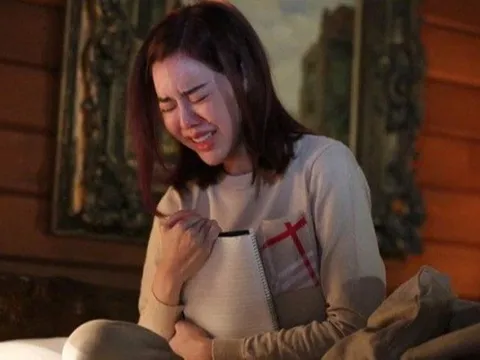 Đưa bố hấp hối từ bệnh viện về nhà, tôi òa khóc trước dòng tin nhắn mẹ chồng gửi đến