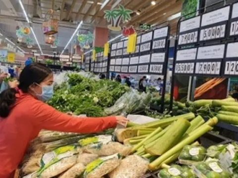 Tăng cường bình ổn thị trường cuối năm và Tết Nguyên đán Quý Mão