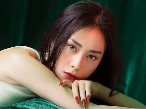 Shark Bình chia sẻ về kinh tế khó khăn, Phương Oanh được dân tình khen 'biết tiết kiệm, dùng lại đồ cũ'