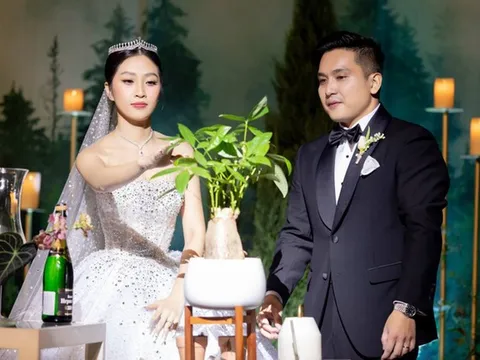 Một sao nữ Vbiz thông báo tin vui sau 2 tháng lên xe hoa