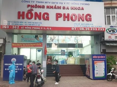 Hai phòng khám đa khoa ở TP.HCM bị đình chỉ vẫn ngang nhiên hoạt động