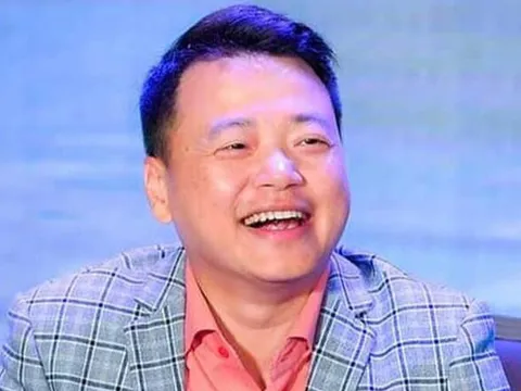 Shark Bình động viên bản thân 'cố gắng phấn đấu' để trở thành 'báu vật sau lần 1 ly hôn'