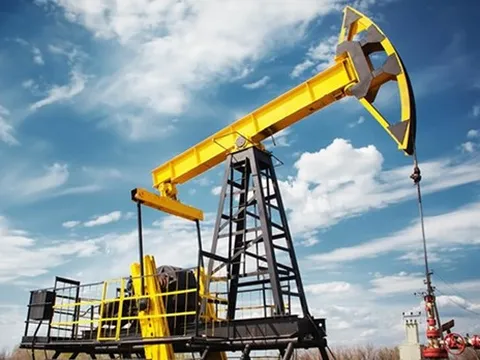 Tin tức giá xăng dầu hôm nay 22/12: Giá dầu thô tăng nhẹ