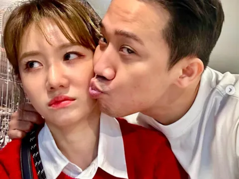 Hiếm hoi đăng ảnh cùng Hari Won, Trấn Thành bất ngờ nổi quạu vì lý do này