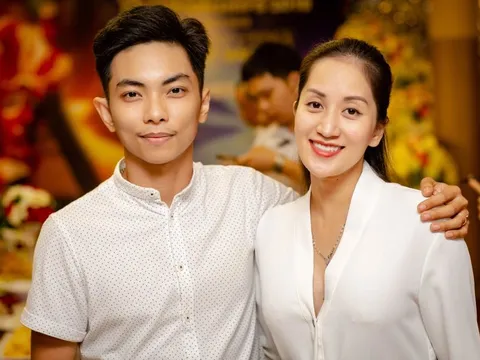 Vừa đám cưới, Khánh Thi - Phan Hiển bất ngờ thông báo đón tin vui