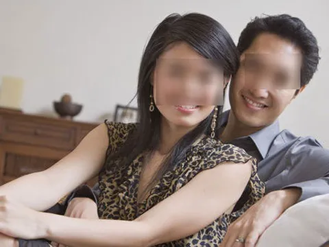 Xôn xao thanh niên yêu single mom được mua cho đủ thứ nhưng mẹ nói: '1 đời chồng, 2 đứa con rồi cũng vứt'