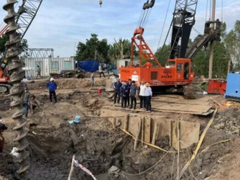 Bộ GTVT điều cán bộ kỹ thuật ứng cứu cháu bé rơi xuống trụ bê tông 35m