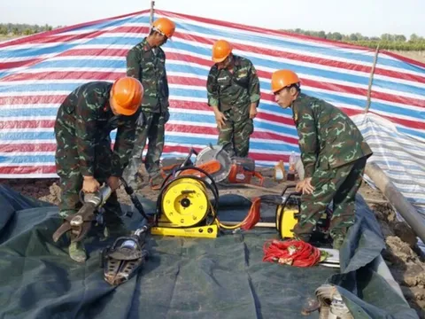 Bé kẹt trong trụ bê tông chuyên dụng: Triển khai cắt cưa thử, khi áp thực tế sẽ rút ngắn thời gian