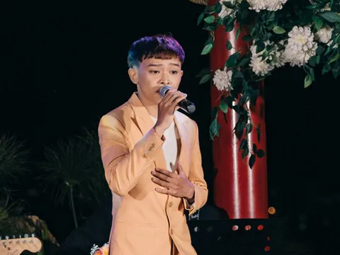 Chuyện chưa kể: Hồ Văn Cường được danh ca Ngọc Sơn tặng quà 'khủng' trong liveshow riêng