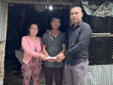 Lộc Fuho tìm về Đồng Tháp để chia buồn cùng gia đình bé 10 tuổi rơi vào trụ bê tông sâu 35 mét