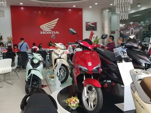 Từ ngày 01/7/2023, bắt buộc dán nhãn năng lượng với xe ô tô, xe máy điện