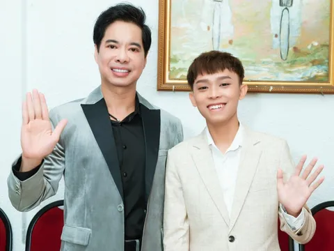 Được fan tặng quà vì đã dìu dắt Hồ Văn Cường, danh ca Ngọc Sơn tiết lộ sự thật khiến khán giả ngỡ ngàng