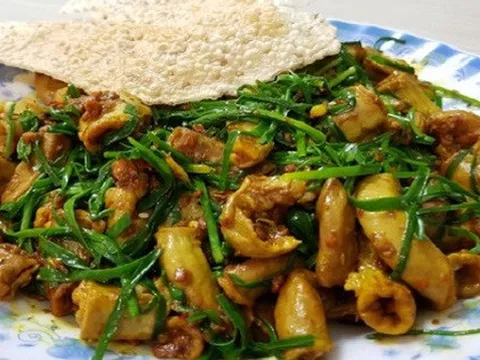 Rùng mình với hàng tấn nội tạng, thịt lợn bẩn tuồn ra thị trường dịp cận Tết, tiềm ẩn nguy cơ hại sức khỏe