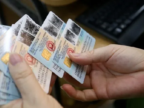 Đổi hộ khẩu có phải làm lại căn cước công dân?