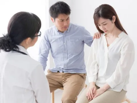7 năm lấy nhau không có con, chồng trách mắng vợ không biết đẻ, đi khám mới biết bao năm đổ tội oan
