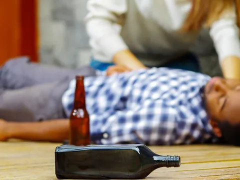 Nguyên tắc phòng ngừa ngộ độc rượu bia dịp Tết