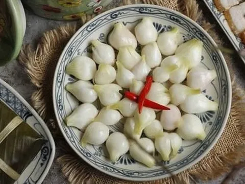 Những lợi ích của món dưa hành ngày Tết không phải ai cũng biết