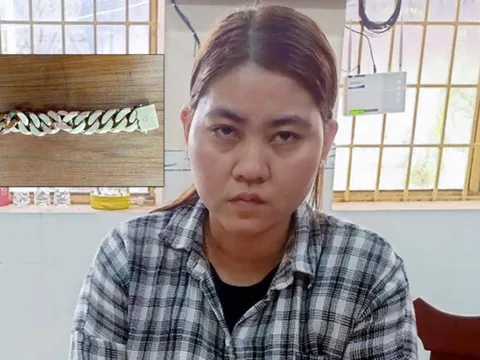 Qua chúc Tết nhà em họ, 'mẹ bỉm sữa' tiện tay làm điều này khiến cả gia đình xào xáo