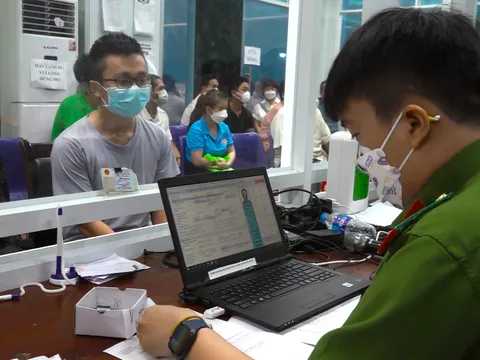 Công an khuyến cáo người dân không đăng tải, chia sẻ hình ảnh CCCD lên mạng xã hội