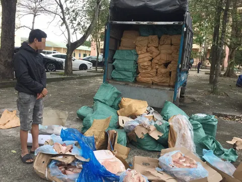 Quảng Trị: Thu giữ gần 6 tấn sản phẩm động vật bốc mùi hôi thối