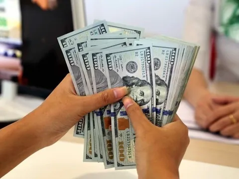 Tỷ giá USD hôm nay 13/2: Cập nhật tỷ giá USD trong nước và quốc tế