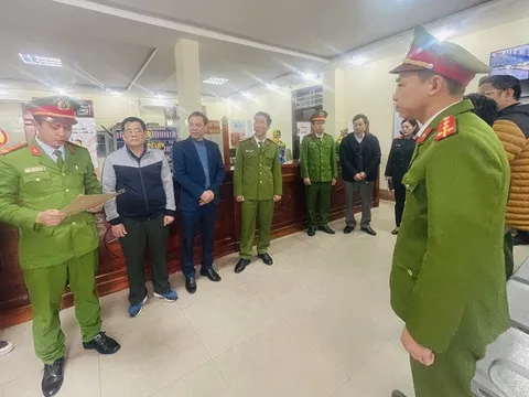 Bắt tạm giam 11 lãnh đạo và nhân viên Trung tâm Đăng kiểm ở Nghệ An