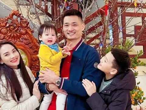 Mới tặng quà Valentine 'đặc biệt' cho chồng, Bảo Thanh đã 'nhắc khéo' về kỷ niệm ngày cưới