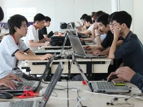 Vị trí nào trong ngành CNTT thì có mức lương gần 500 triệu đồng/tháng?