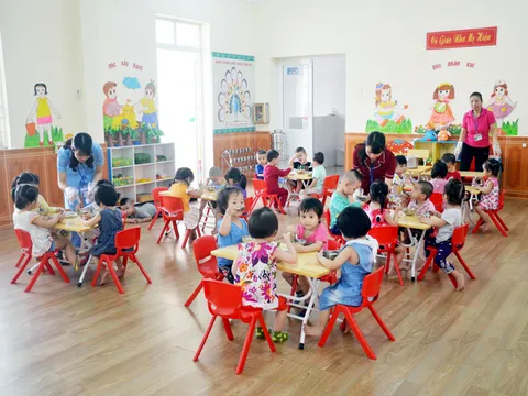 Đề nghị xem xét quy định cho giáo viên mầm non được nghỉ hưu sớm