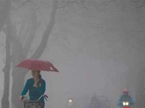 Miền Bắc chuyển mưa phùn, sương mù giăng dài ngày