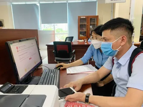 Hà Nội: Xem xét miễn, giảm các loại phí, lệ phí dịch vụ công trực tuyến