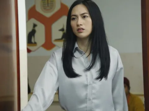 Chồng xin vợ bỏ qua hiềm khích vào chăm mẹ chồng nằm viện, đến thấy cảnh trong phòng chị đưa ra quyết định
