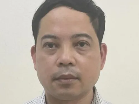 Cựu thư ký thứ trưởng Bộ Y tế 4 tháng nhận hối lộ 180 lần với hơn 42 tỷ đồng