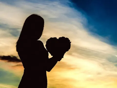 Valentine đen 14/4 là ngày gì? Ai tặng quà cho ai ngày Valentine đen