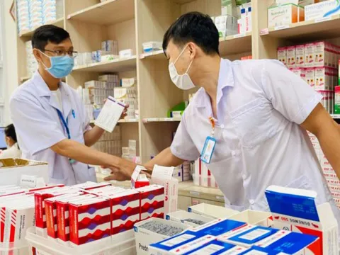 Bệnh viện có thể quyết định mua thuốc không thuộc bảo hiểm y tế