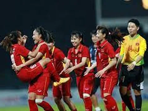 Tuyển nữ Việt Nam 'vô địch' tiền thưởng, hơn gấp đôi thầy HLV Troussier