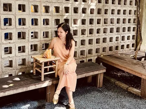 Có nên khoe điểm của con trên mạng xã hội?